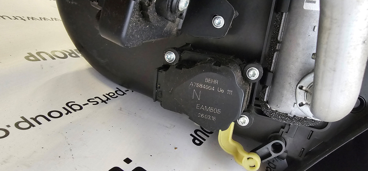 MAN MAN TGX, TGS EURO6 cab air heater, air conditioner control, heating system 81619006444, A7584004, U7345003, 81619006441, 81619006450, 81619006451 - Phụ tùng cho Xe tải: hình 4 MAN MAN TGX, TGS EURO6 cab air heater, air conditioner control, heating system 81619006444, A7584004, U7345003, 81619006441, 81619006450, 81619006451 - Phụ tùng cho Xe tải: hình 4