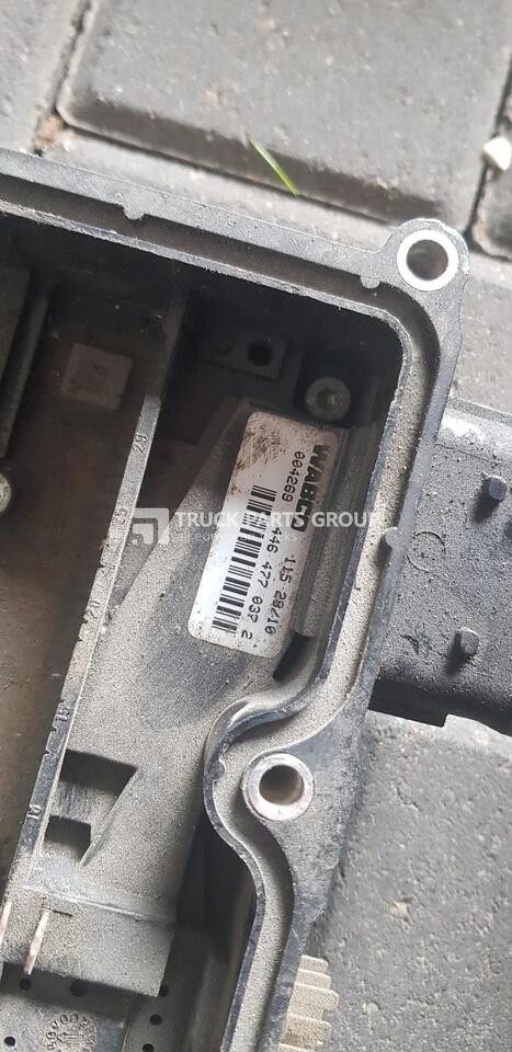 Renault midlum gearbox control unit 4464770372, 4770010370, 05013250370, 4464770372, 446477037, 4770010300 - ECU cho Xe tải: hình 2 Renault midlum gearbox control unit 4464770372, 4770010370, 05013250370, 4464770372, 446477037, 4770010300 - ECU cho Xe tải: hình 2
