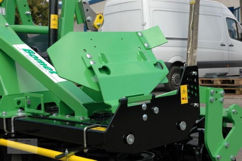 BOMET Kreiselegge Bomet U227 - Dàn xới lưỡi đứng: hình 4 BOMET Kreiselegge Bomet U227 - Dàn xới lưỡi đứng: hình 4