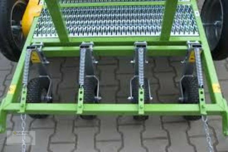 BOMET Pflanzmaschine Bomet Gemma S290 Setzmaschine Zwiebeln 3reihig NEU - Máy trồng khoai tây: hình 3 BOMET Pflanzmaschine Bomet Gemma S290 Setzmaschine Zwiebeln 3reihig NEU - Máy trồng khoai tây: hình 3