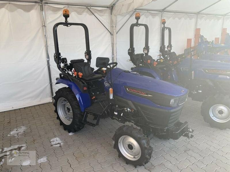 Farmtrac Farmtrac 22 Traktor Schlepper NEU 22PS Mitsubishi - Máy cày mini: hình 2 Farmtrac Farmtrac 22 Traktor Schlepper NEU 22PS Mitsubishi - Máy cày mini: hình 2