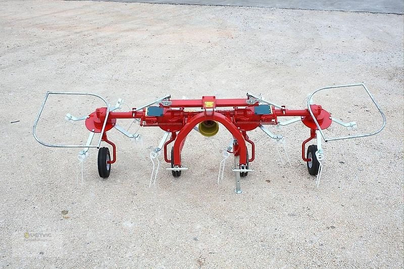Vemac Heuwender 290 Daros 4GS Kreiselheuwender Kreiselwender NEU - Dàn trải/ Cào: hình 1 Vemac Heuwender 290 Daros 4GS Kreiselheuwender Kreiselwender NEU - Dàn trải/ Cào: hình 1