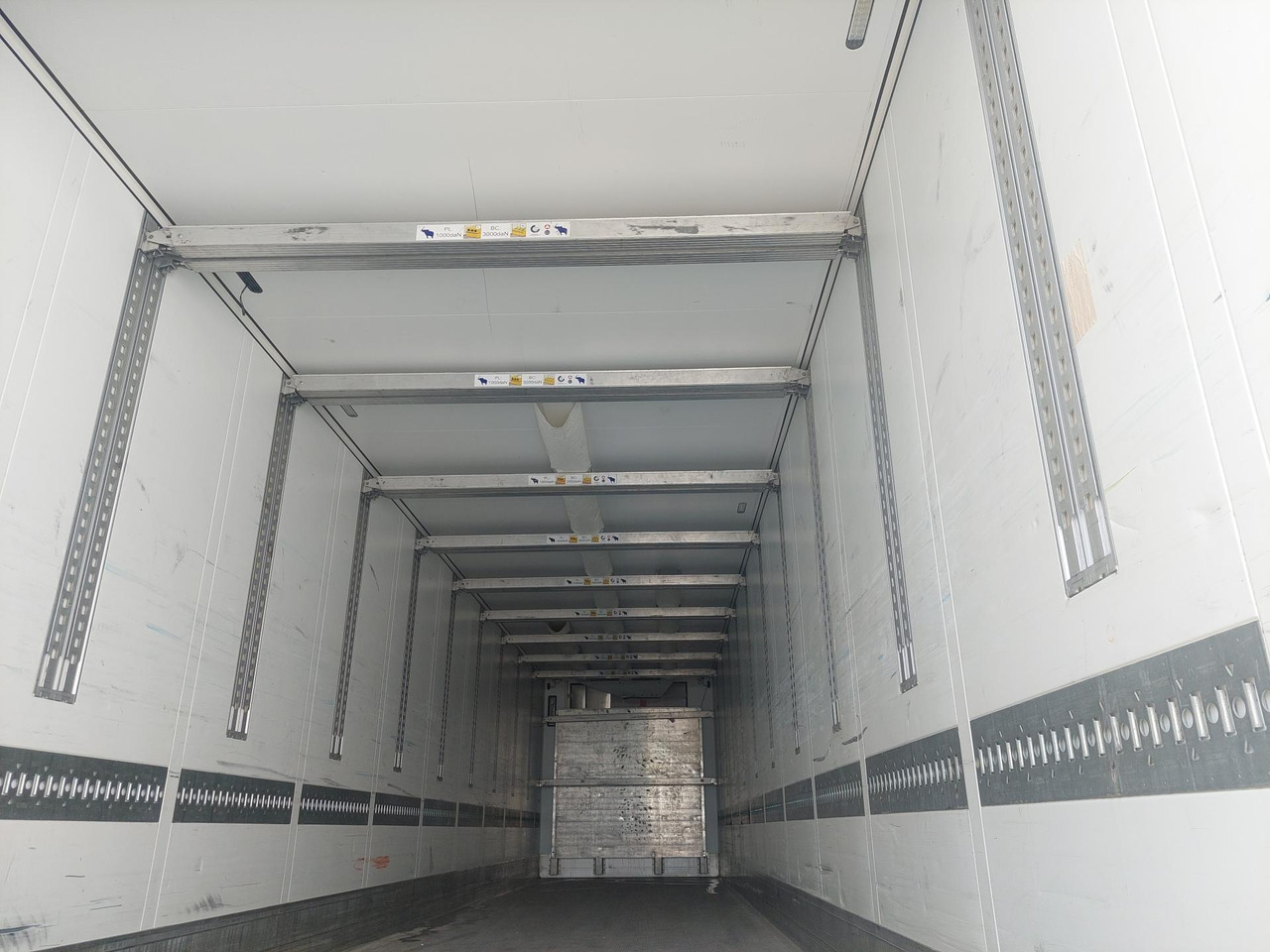 2018 Schmitz Cargobull SKO Double Deck FP 60 ThermoKing SLXi 300 Lifting Axle - Sơ mi rơ moóc đông lạnh: hình 2 2018 Schmitz Cargobull SKO Double Deck FP 60 ThermoKing SLXi 300 Lifting Axle - Sơ mi rơ moóc đông lạnh: hình 2