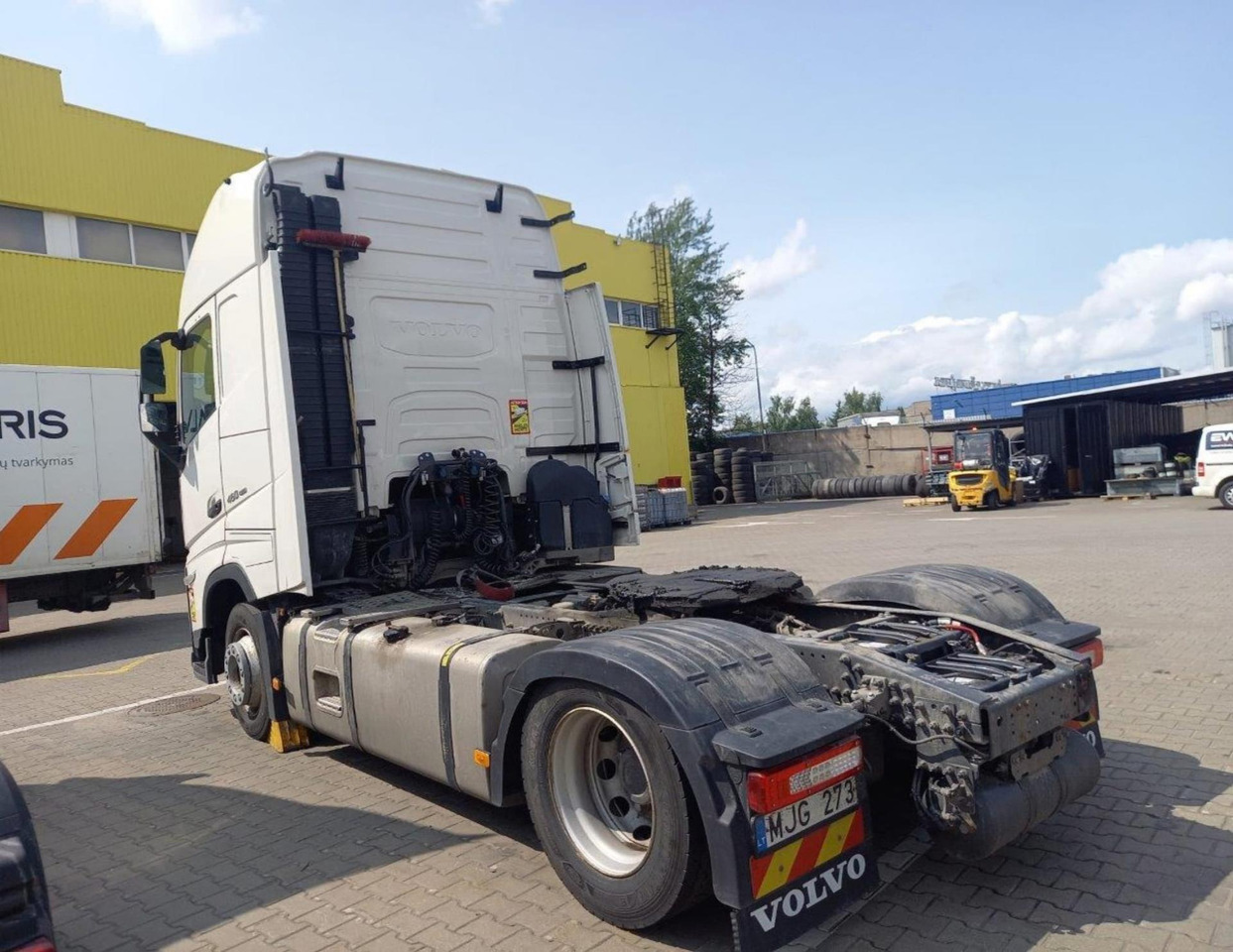 2022 Volvo FH 460 Globetrotter XL Varios i-Save I-ParkCool - Xe đầu kéo: hình 3 2022 Volvo FH 460 Globetrotter XL Varios i-Save I-ParkCool - Xe đầu kéo: hình 3