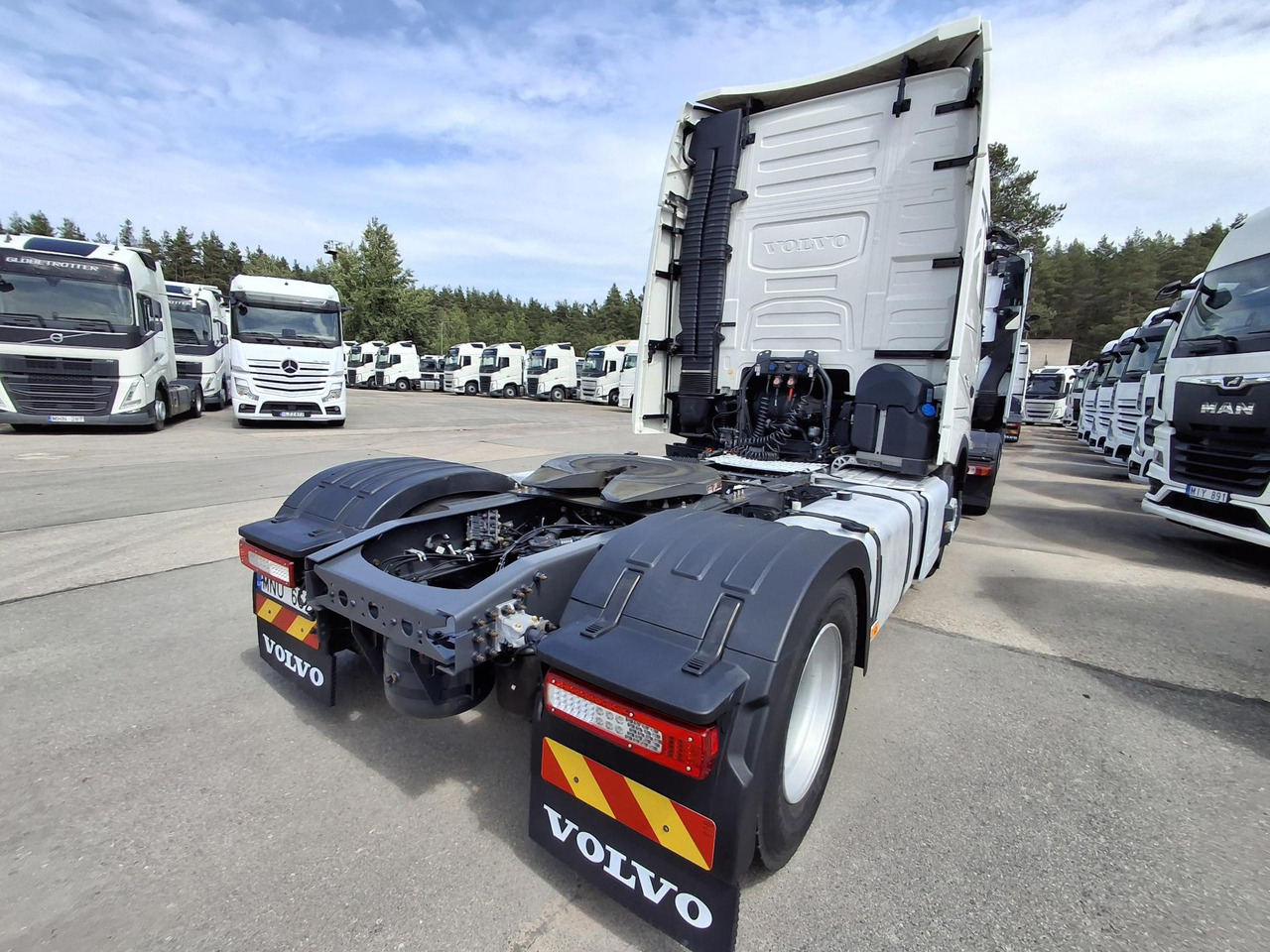 2023 Volvo FH 500 Globetrotter XL - Xe đầu kéo: hình 3 2023 Volvo FH 500 Globetrotter XL - Xe đầu kéo: hình 3