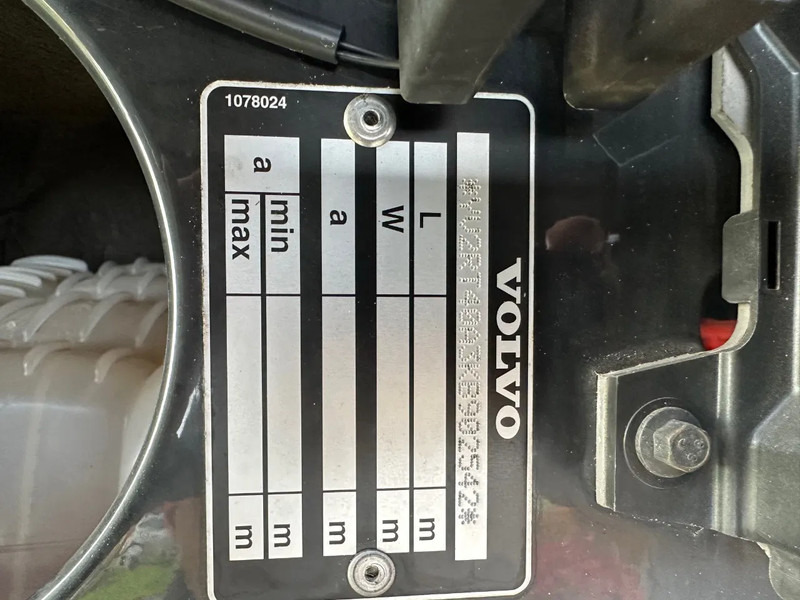 Volvo FH 500 / GLOBETROTTER / NL TRUCK / ALCOA / 2 TANK /TOP!! - Xe đầu kéo: hình 5 Volvo FH 500 / GLOBETROTTER / NL TRUCK / ALCOA / 2 TANK /TOP!! - Xe đầu kéo: hình 5