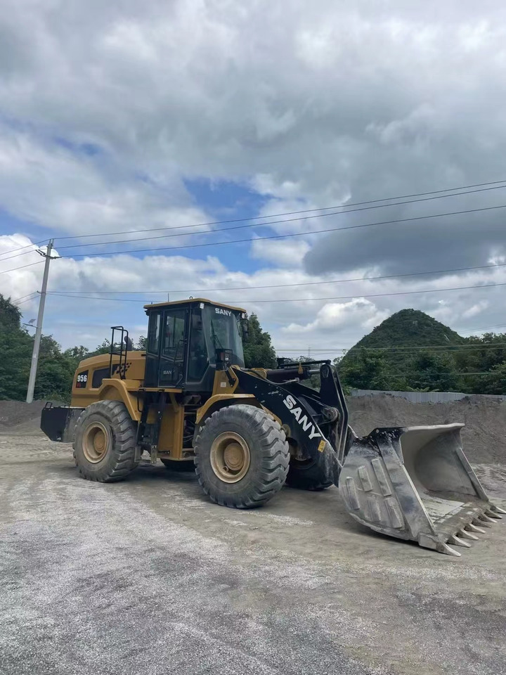 SANY SYL956H5 - Máy xúc lật bánh lốp: hình 3 SANY SYL956H5 - Máy xúc lật bánh lốp: hình 3