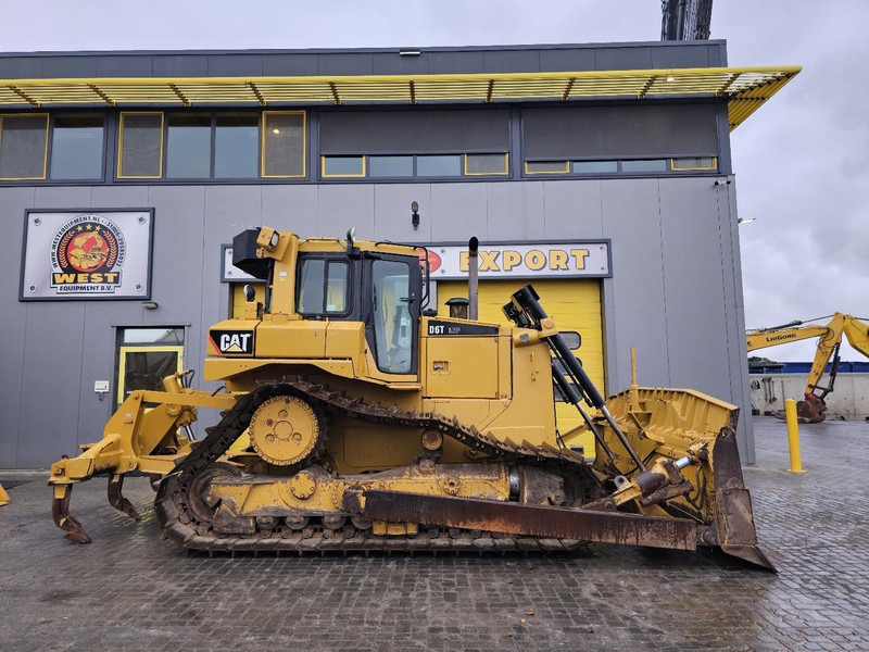 Caterpillar D6T - Máy ủi: hình 5 Caterpillar D6T - Máy ủi: hình 5
