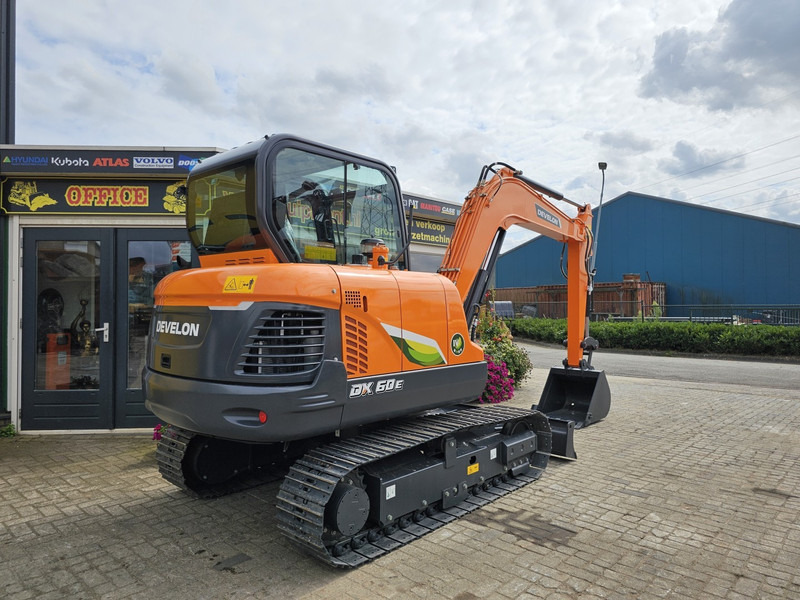 Develon DX60E-10N - Máy xúc mini: hình 5 Develon DX60E-10N - Máy xúc mini: hình 5