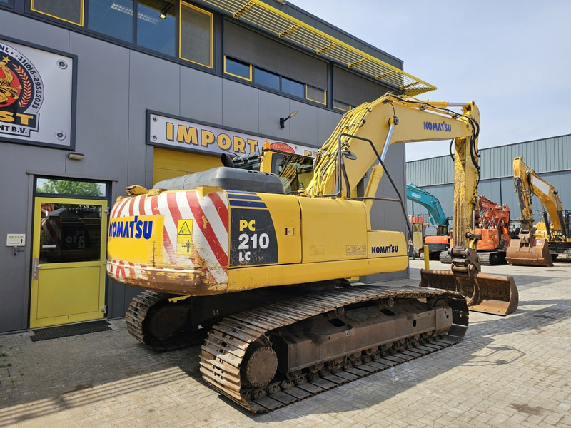 Komatsu PC210LC-8 - Máy xúc bánh xích: hình 4 Komatsu PC210LC-8 - Máy xúc bánh xích: hình 4