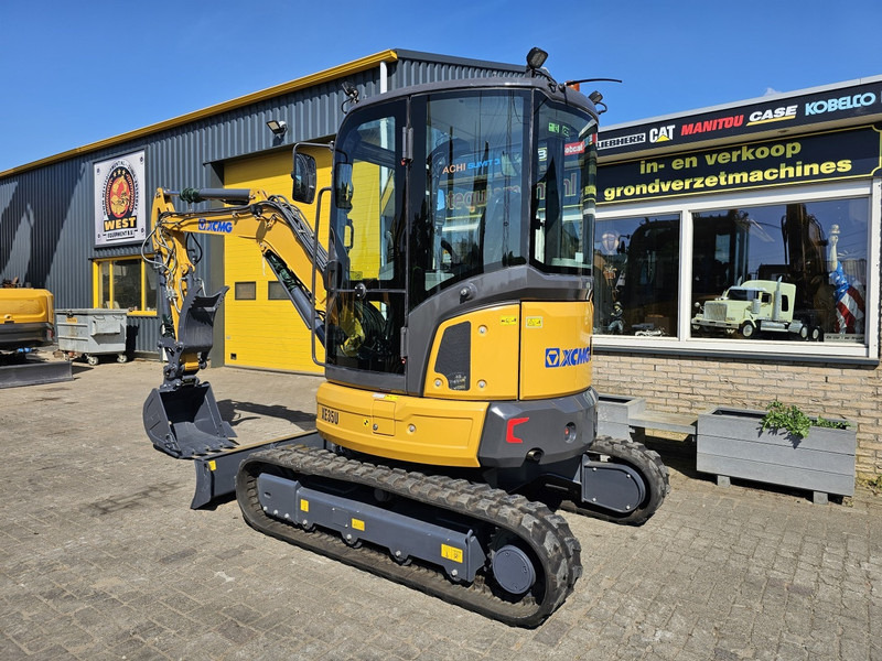 XCMG XE35U - Máy xúc mini: hình 3 XCMG XE35U - Máy xúc mini: hình 3