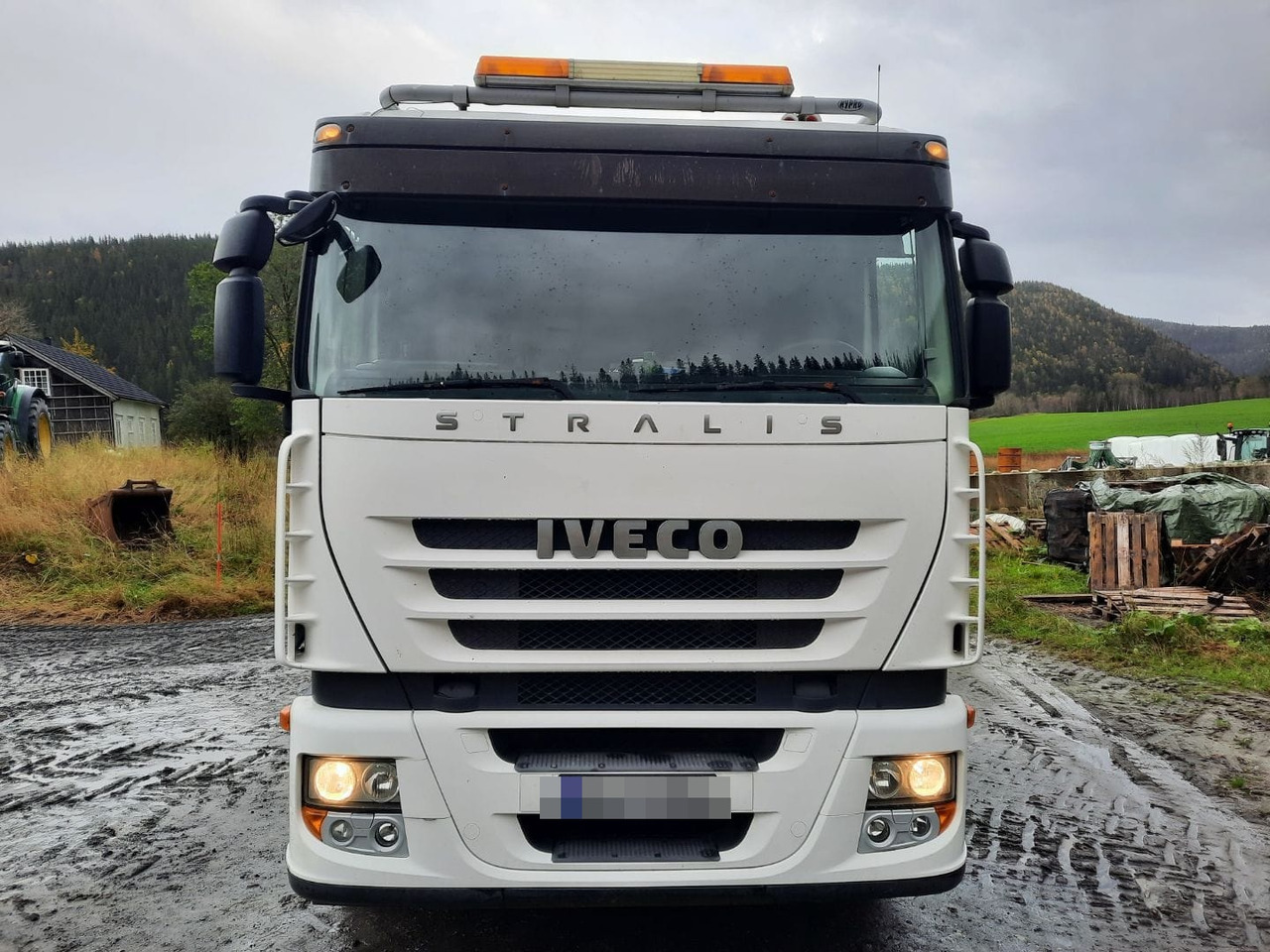 IVECO Stralis 560 - Xe ben: hình 3 IVECO Stralis 560 - Xe ben: hình 3