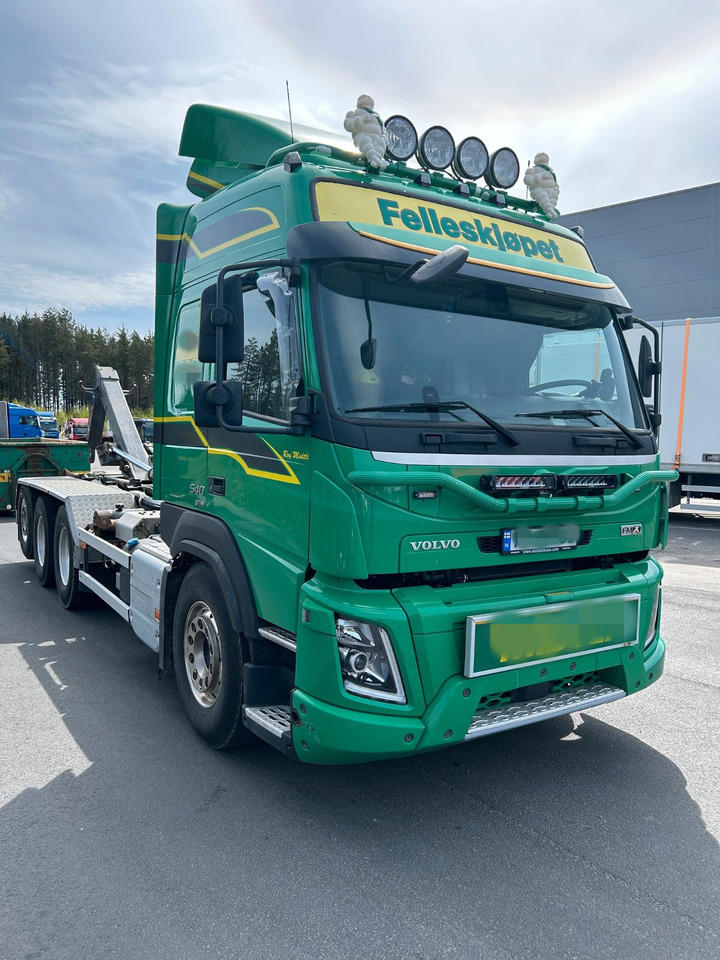 Volvo FMX540 8x4 Hook Multilift 22T - Xe tải nâng móc: hình 1 Volvo FMX540 8x4 Hook Multilift 22T - Xe tải nâng móc: hình 1