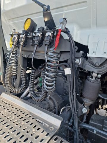 Xe đầu kéo mới Iveco AS440ST*LNG*Standard*2022*2 Tanks: hình 22 Xe đầu kéo mới Iveco AS440ST*LNG*Standard*2022*2 Tanks: hình 22