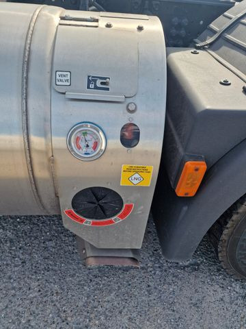 Xe đầu kéo mới Iveco AS440ST*LNG*Standard*2022*2 Tanks: hình 12 Xe đầu kéo mới Iveco AS440ST*LNG*Standard*2022*2 Tanks: hình 12