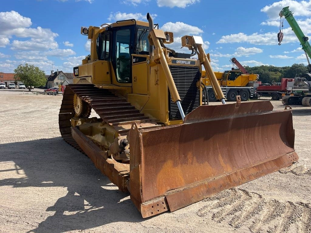 CAT D 6 T LGP - Máy ủi: hình 2 CAT D 6 T LGP - Máy ủi: hình 2