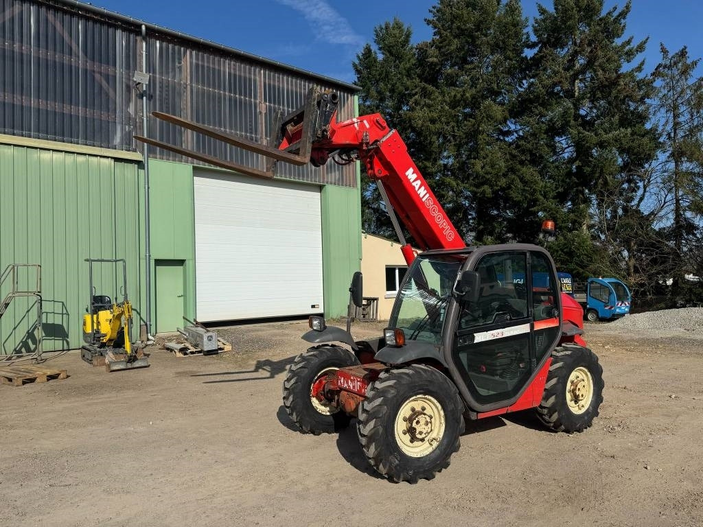 Manitou MLT 523 T - Xe nhấc hình viễn vọng kính: hình 1 Manitou MLT 523 T - Xe nhấc hình viễn vọng kính: hình 1