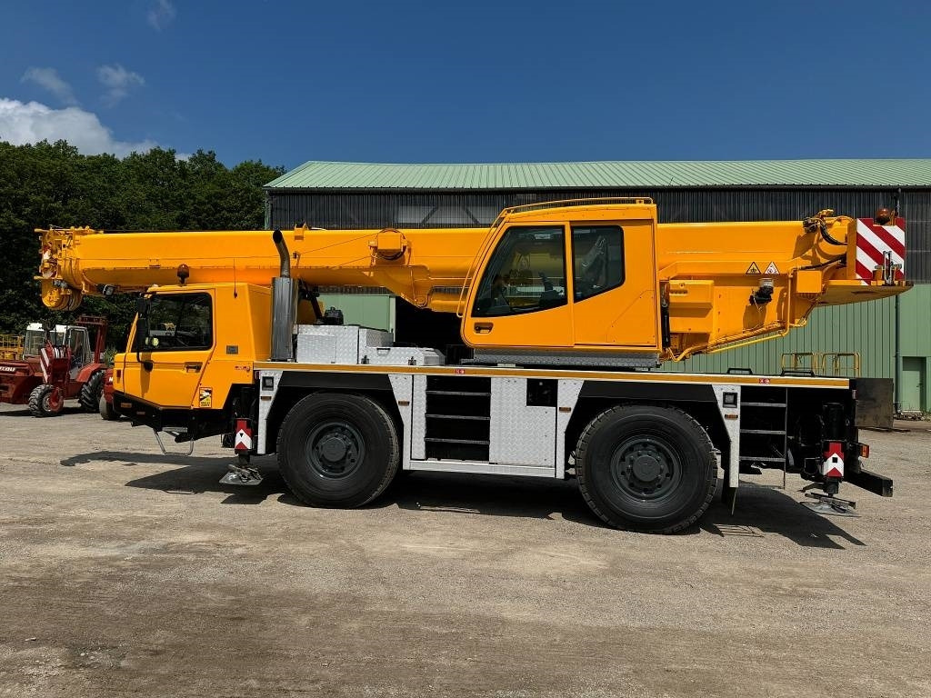 Tadano Faun ATF 40G-2 - Cẩu bánh lốp: hình 5 Tadano Faun ATF 40G-2 - Cẩu bánh lốp: hình 5