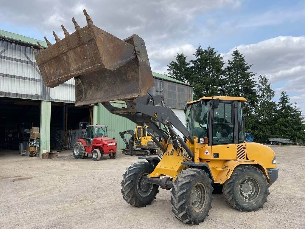 Volvo L 35 B-Z - Máy xúc lật bánh lốp: hình 1 Volvo L 35 B-Z - Máy xúc lật bánh lốp: hình 1