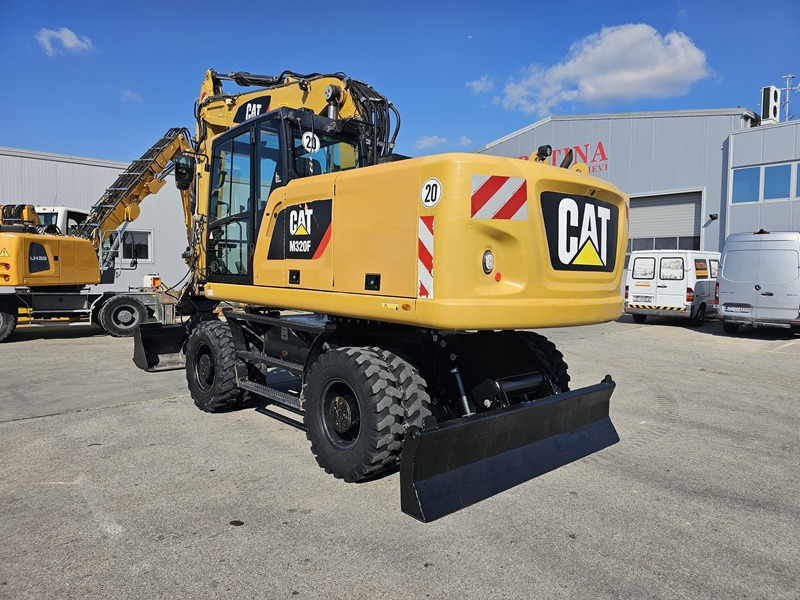 CATERPILLAR M320F - Máy xúc bánh lốp: hình 2 CATERPILLAR M320F - Máy xúc bánh lốp: hình 2