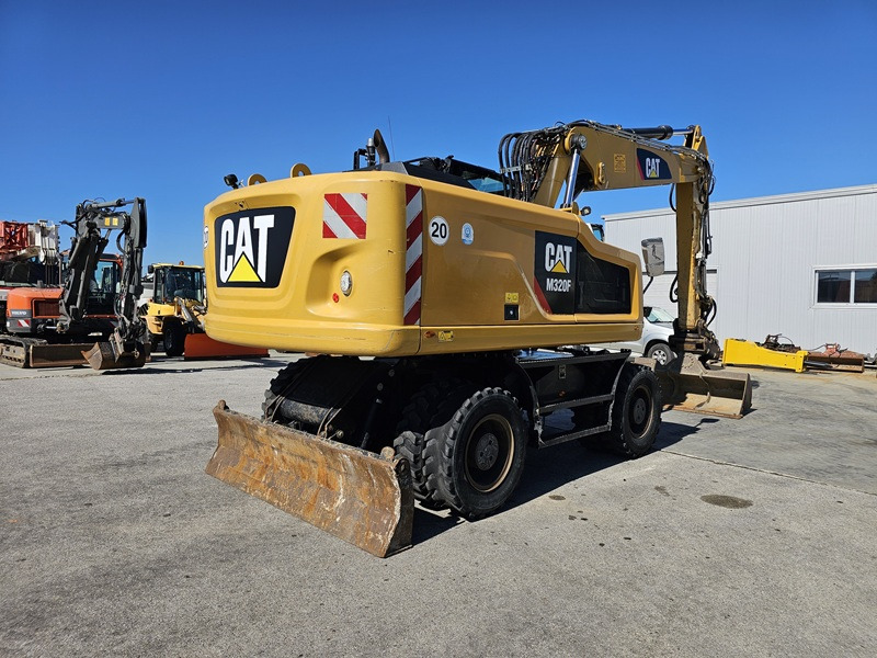 CATERPILLAR M320F - Máy xúc bánh lốp: hình 4 CATERPILLAR M320F - Máy xúc bánh lốp: hình 4