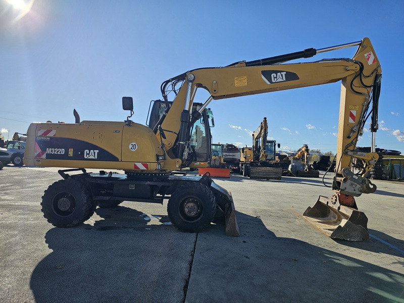CATERPILLAR M322D - Máy xúc bánh lốp: hình 4 CATERPILLAR M322D - Máy xúc bánh lốp: hình 4