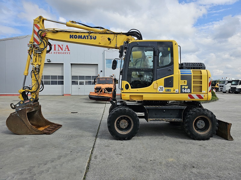 KOMATSU PW148-8 - Máy xúc bánh lốp: hình 2 KOMATSU PW148-8 - Máy xúc bánh lốp: hình 2