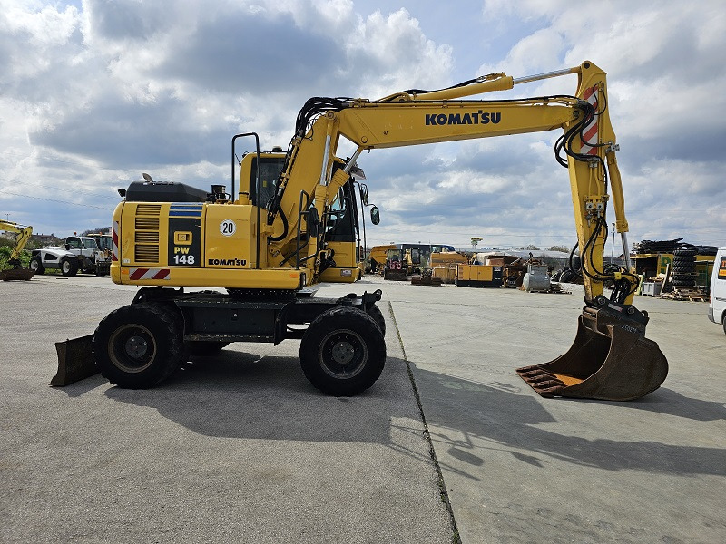 KOMATSU PW148-8 - Máy xúc bánh lốp: hình 5 KOMATSU PW148-8 - Máy xúc bánh lốp: hình 5