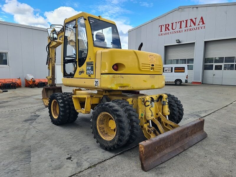 Komatsu PW110 - Máy xúc bánh lốp: hình 2 Komatsu PW110 - Máy xúc bánh lốp: hình 2