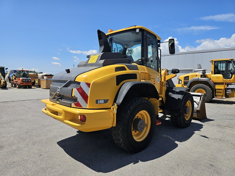 VOLVO L45H - Máy xúc lật bánh lốp: hình 4 VOLVO L45H - Máy xúc lật bánh lốp: hình 4