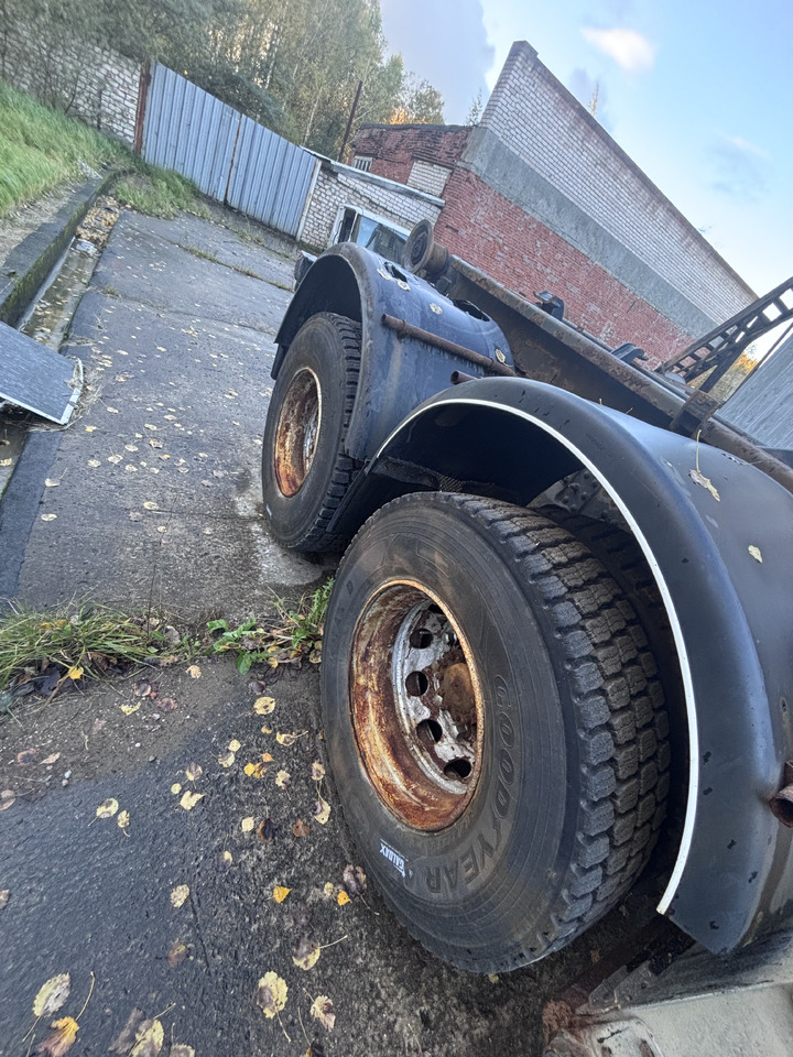 VOLVO FH16 - 580 - Xe tải nâng móc: hình 5 VOLVO FH16 - 580 - Xe tải nâng móc: hình 5