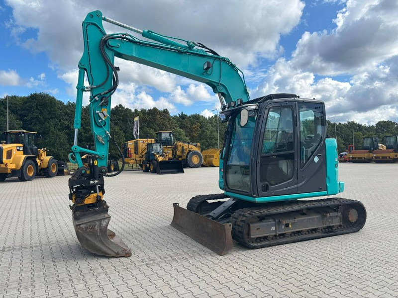 Kobelco SK 75 SR-3E - Máy xúc mini: hình 1 Kobelco SK 75 SR-3E - Máy xúc mini: hình 1