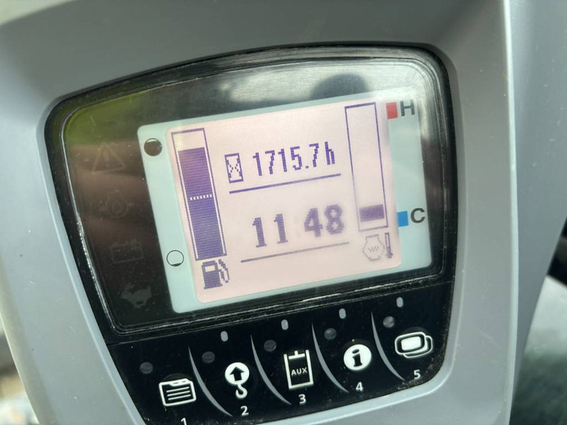 Kubota U 55-4 - Máy xúc mini: hình 5 Kubota U 55-4 - Máy xúc mini: hình 5