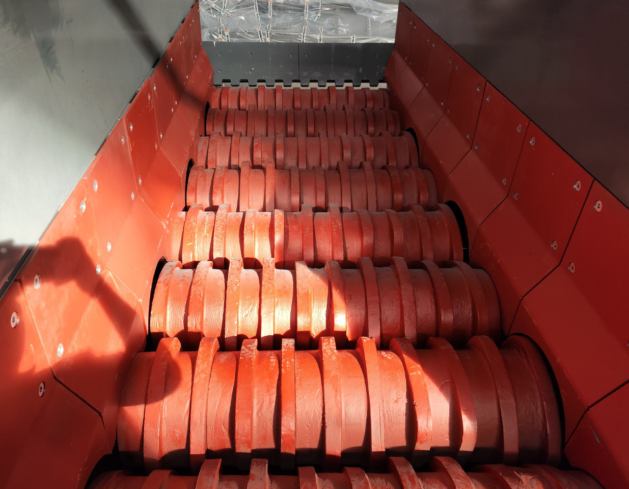 CONSTMACH High-Performance Wobbler Feeder for Continuous Material Flow | Industrial-Grade Feeder System - Máy móc đào mỏ: hình 2 CONSTMACH High-Performance Wobbler Feeder for Continuous Material Flow | Industrial-Grade Feeder System - Máy móc đào mỏ: hình 2