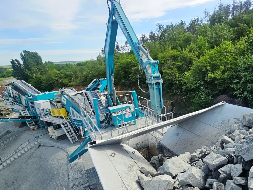 CONSTMACH Hydraulic Hammer Breaker – Maximum Impact Power for Tough Demolition Jobs - Máy nghiền đá: hình 4 CONSTMACH Hydraulic Hammer Breaker – Maximum Impact Power for Tough Demolition Jobs - Máy nghiền đá: hình 4