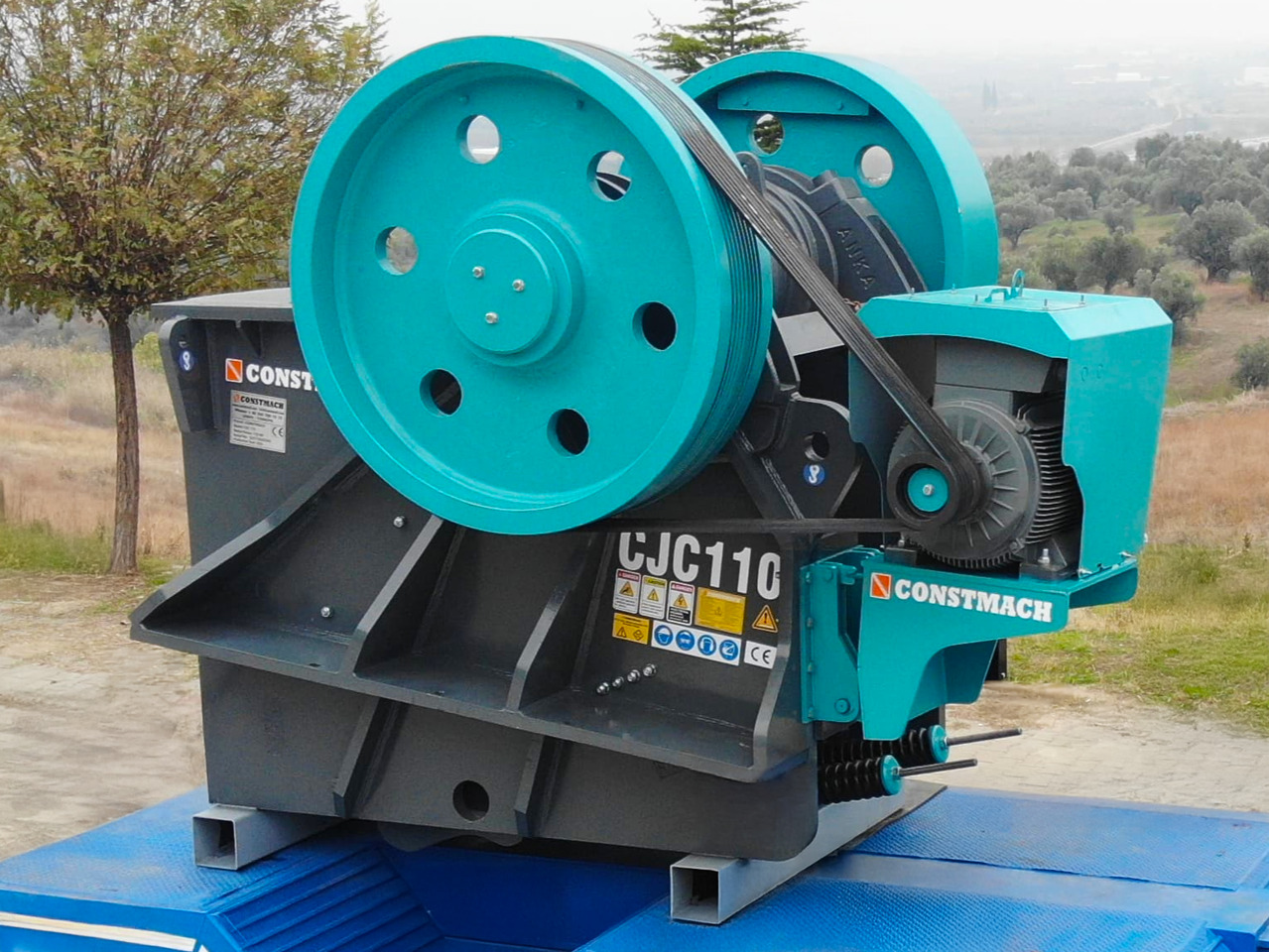 Constmach Types de Concasseurs à Mâchoires Entre 60 et 850 Tonnes - Máy nghiền hàm: hình 2 Constmach Types de Concasseurs à Mâchoires Entre 60 et 850 Tonnes - Máy nghiền hàm: hình 2