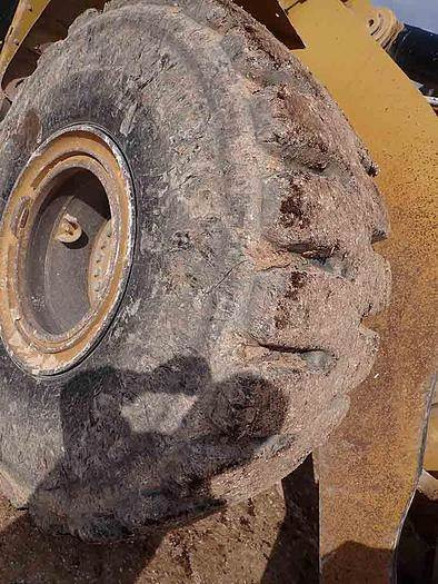 CAT 966M - Máy xúc lật bánh lốp: hình 4 CAT 966M - Máy xúc lật bánh lốp: hình 4