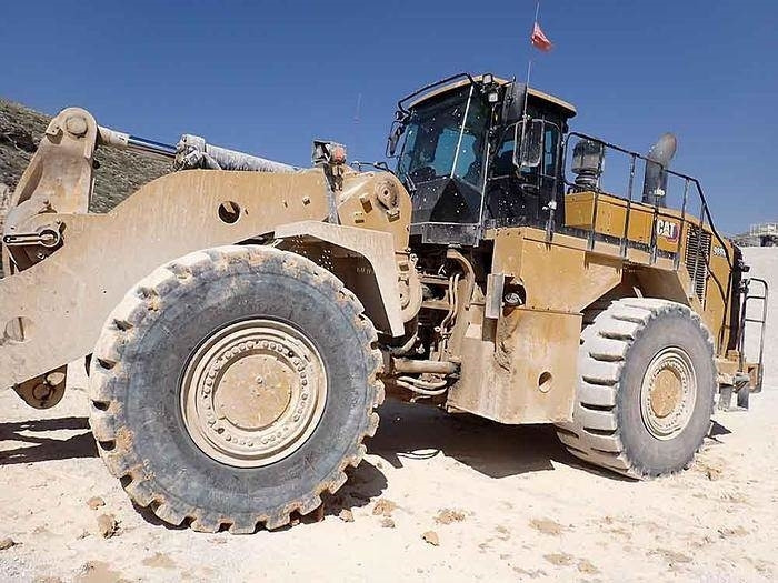 CAT 988K - Máy xúc lật bánh lốp: hình 3 CAT 988K - Máy xúc lật bánh lốp: hình 3