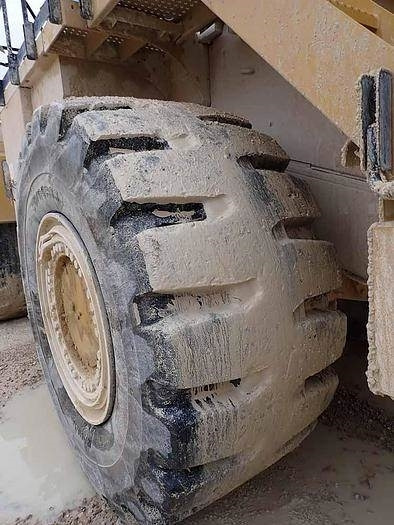 CAT 988K - Máy xúc lật bánh lốp: hình 2 CAT 988K - Máy xúc lật bánh lốp: hình 2