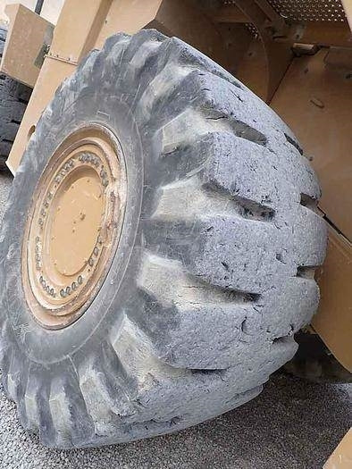 CAT 988K - Máy xúc lật bánh lốp: hình 2 CAT 988K - Máy xúc lật bánh lốp: hình 2