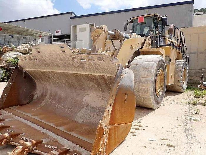 CAT 988K - Máy xúc lật bánh lốp: hình 2 CAT 988K - Máy xúc lật bánh lốp: hình 2