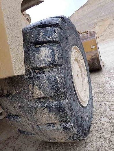 CAT 988K - Máy xúc lật bánh lốp: hình 4 CAT 988K - Máy xúc lật bánh lốp: hình 4