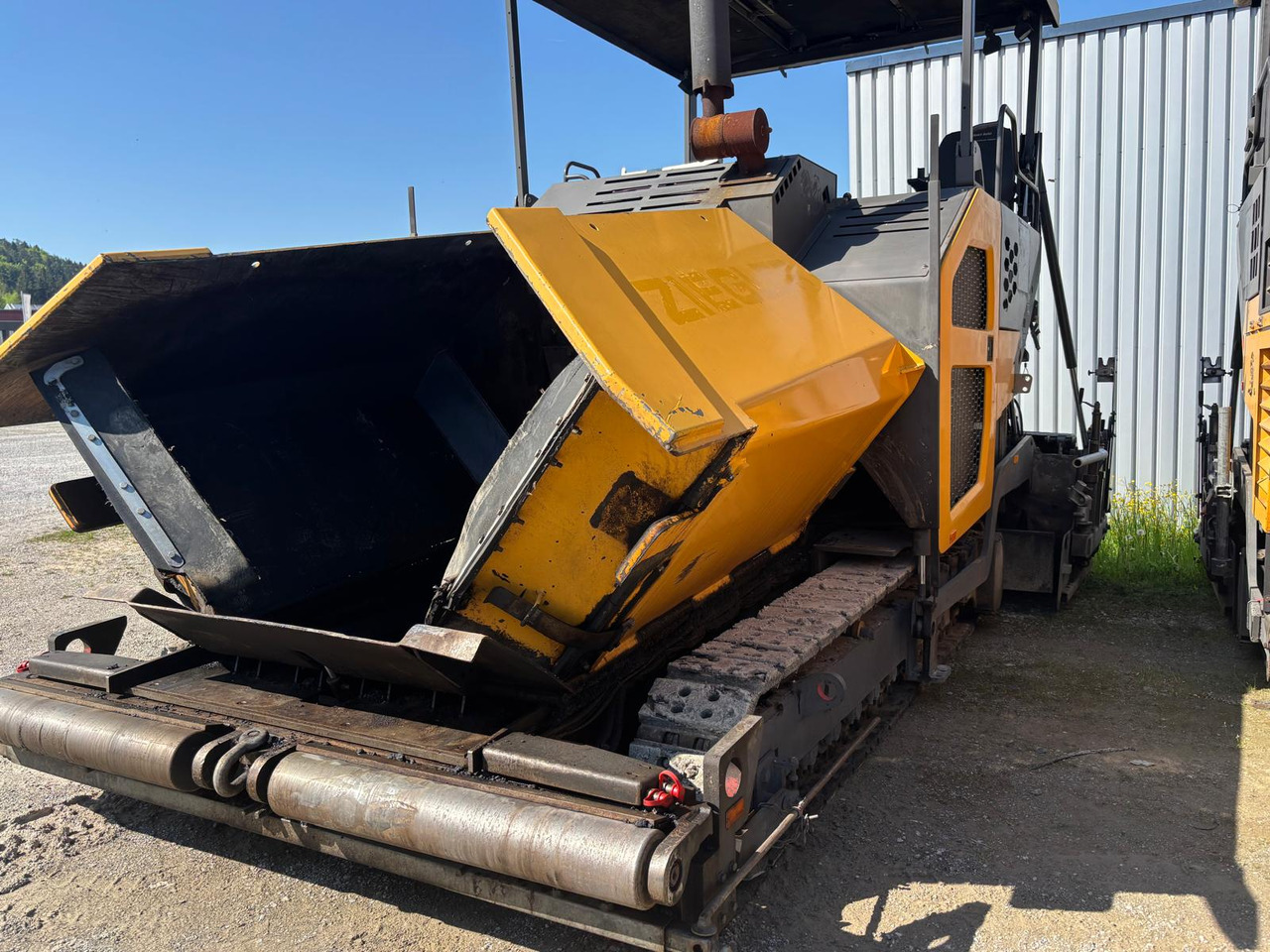 VOLVO ABG 7820C - Máy lát nhựa đường: hình 4 VOLVO ABG 7820C - Máy lát nhựa đường: hình 4