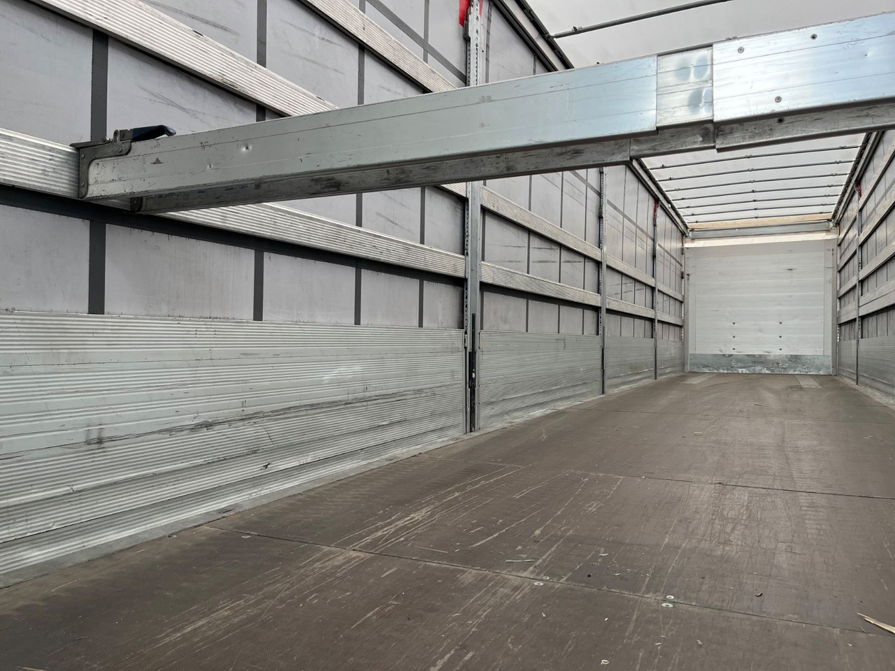 Schmitz Cargobull SCS 24 Bordwand - Sơ mi rơ moóc mui bạt: hình 4 Schmitz Cargobull SCS 24 Bordwand - Sơ mi rơ moóc mui bạt: hình 4