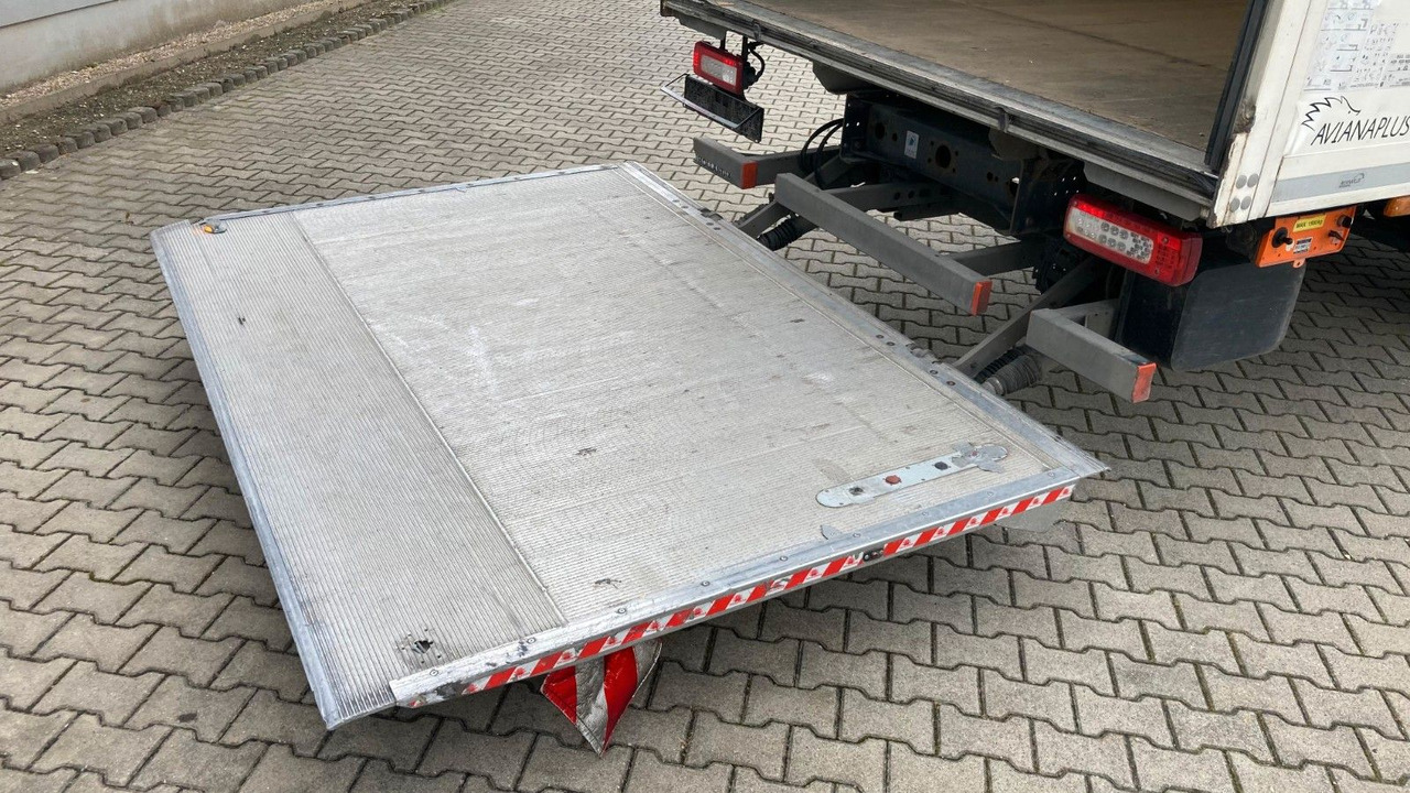 Volvo FL 12.240 Ladebordwand*Klima - Xe tải hộp: hình 4 Volvo FL 12.240 Ladebordwand*Klima - Xe tải hộp: hình 4