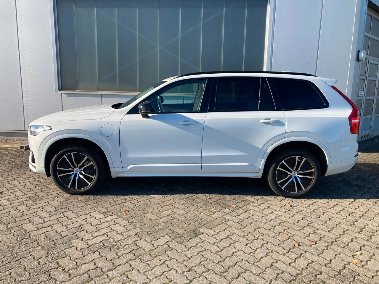 Volvo XC 90 T8 R-Des. Exp. Rech. Pl.-In Hybr. AWD 7-S. - SUV: hình 2 Volvo XC 90 T8 R-Des. Exp. Rech. Pl.-In Hybr. AWD 7-S. - SUV: hình 2