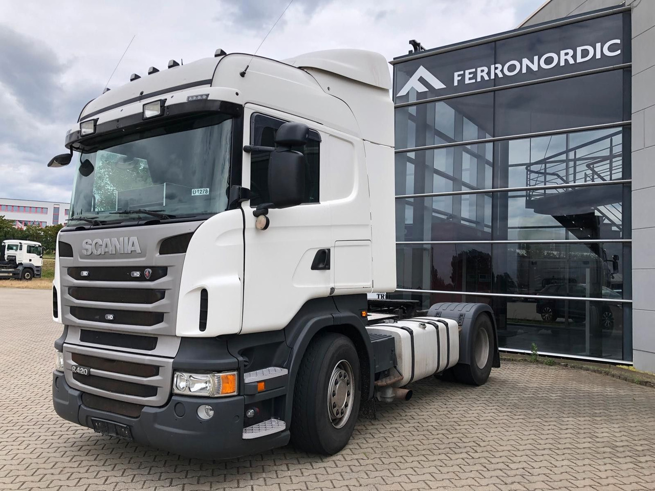 Scania R420 PTO*Automatik mit Kupplungspedale - Xe đầu kéo: hình 2 Scania R420 PTO*Automatik mit Kupplungspedale - Xe đầu kéo: hình 2