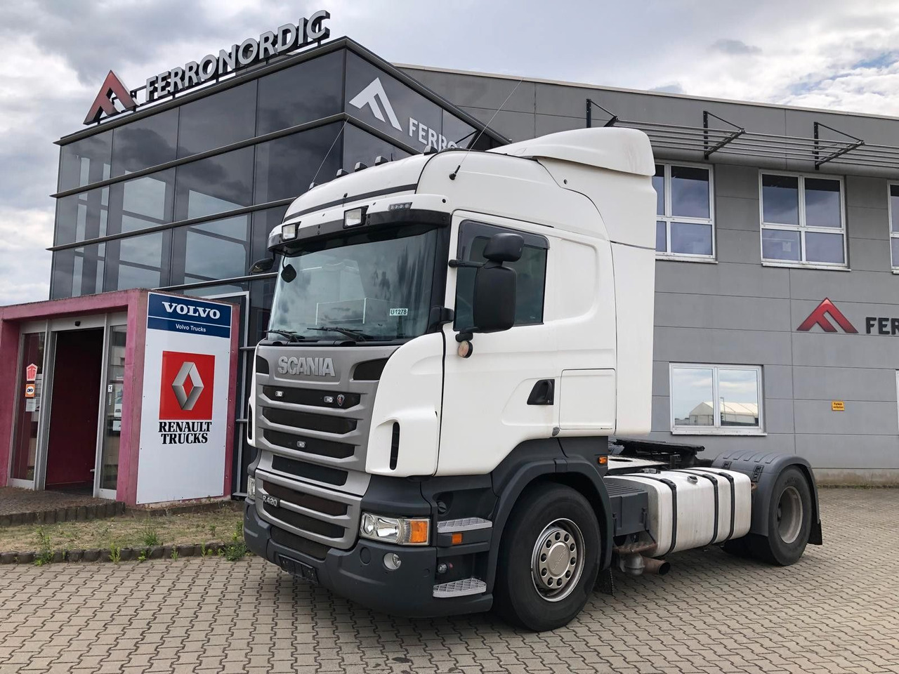 Scania R420 PTO*Automatik mit Kupplungspedale - Xe đầu kéo: hình 4 Scania R420 PTO*Automatik mit Kupplungspedale - Xe đầu kéo: hình 4