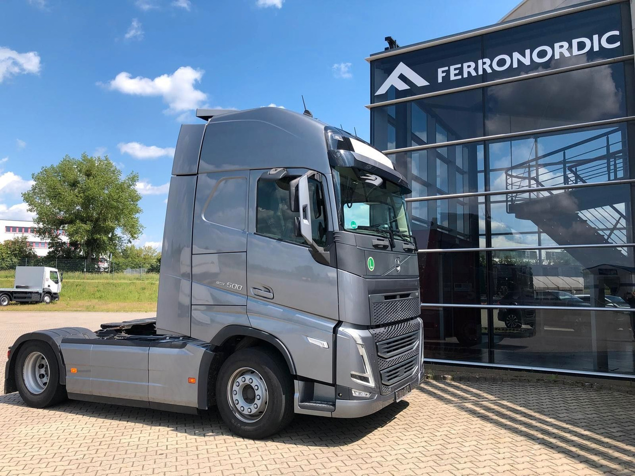 Volvo FH500 XL*TurboComp*2Tanks*Standklima*Navi*VDS - Xe đầu kéo: hình 3 Volvo FH500 XL*TurboComp*2Tanks*Standklima*Navi*VDS - Xe đầu kéo: hình 3