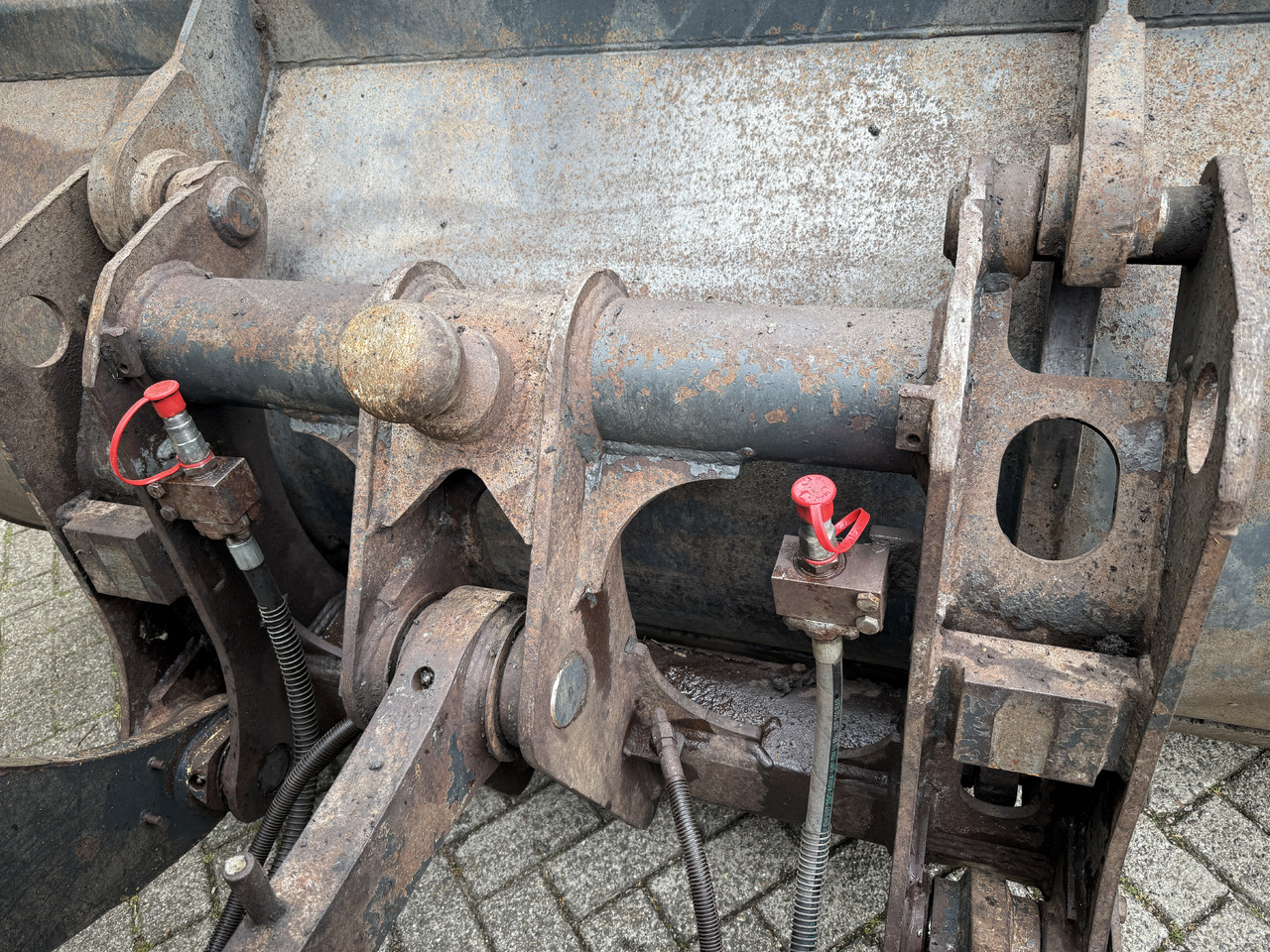 KOMATSU WA200PZ-6 - Máy xúc lật bánh lốp: hình 5 KOMATSU WA200PZ-6 - Máy xúc lật bánh lốp: hình 5